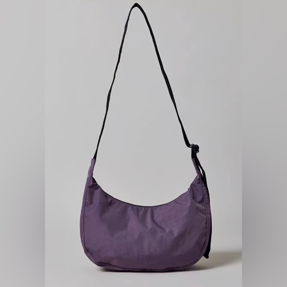 BAGGU Handbags - Baggu Dusty Violet Medium Crescent